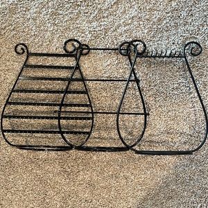 3 Jewelry holders